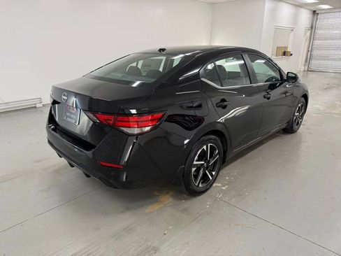New 2025 Nissan Sentra SV image 5
