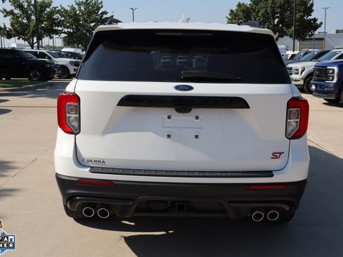 Used 2024 Ford Explorer ST w/ Equipment Group 401A AWD/4WD image 4