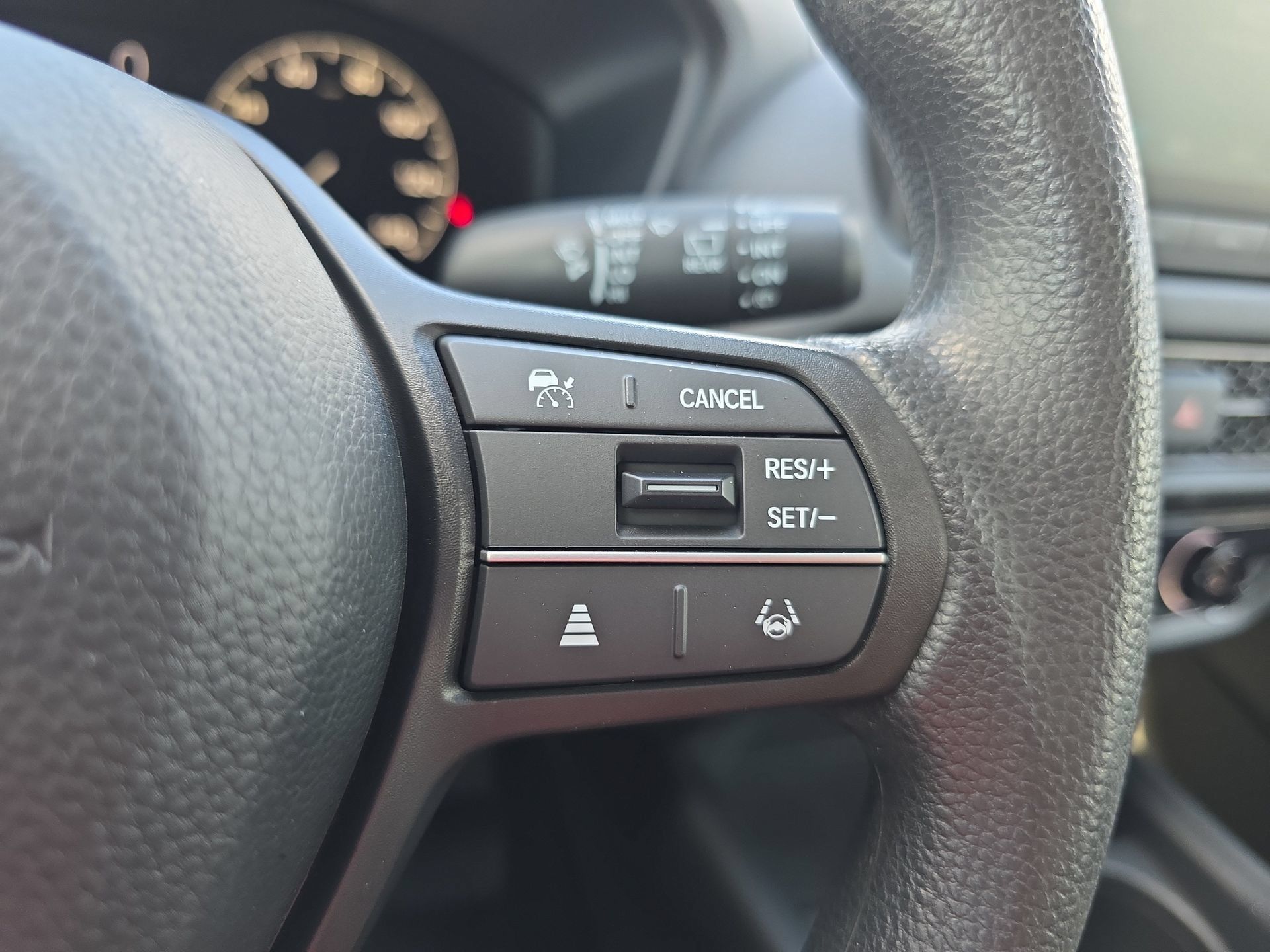 Used 2024 Honda HR-V LX image 21