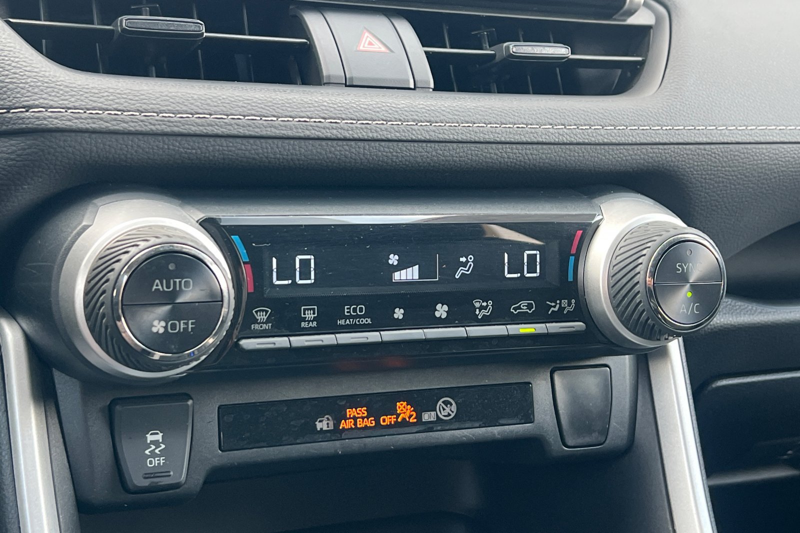 Certified 2023 Toyota RAV4 LE AWD/4WD image 19