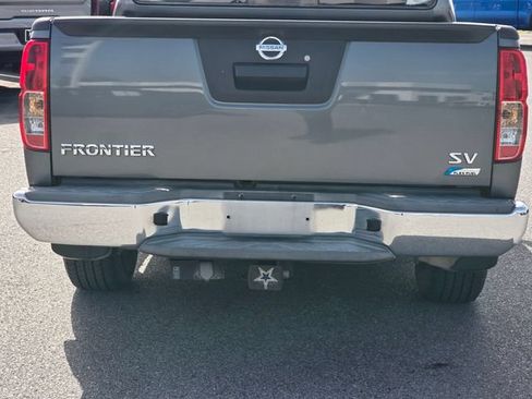 Used 2017 Nissan Frontier SV RWD image 7