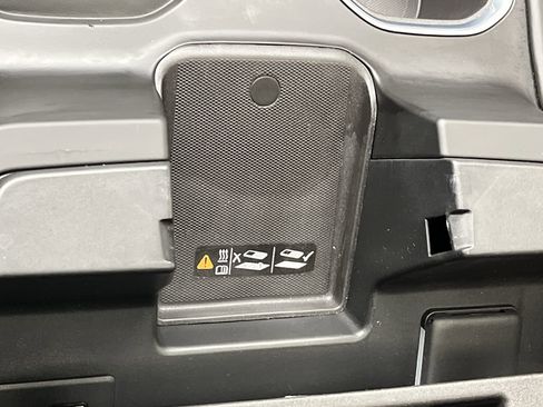 Used 2024 GMC Sierra 2500 Denali Ultimate image 29