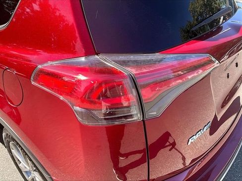 Used 2018 Toyota RAV4 Limited w/ All Weather Liner Package AWD/4WD image 33
