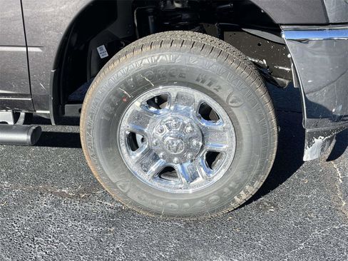 New 2026 RAM 2500 Tradesman image 36