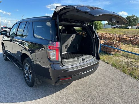 Used 2024 Chevrolet Tahoe Z71 AWD/4WD image 21