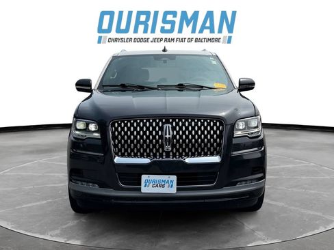 Used 2023 Lincoln Navigator 4WD image 8
