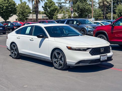 Used 2023 Honda Accord Sport image 6