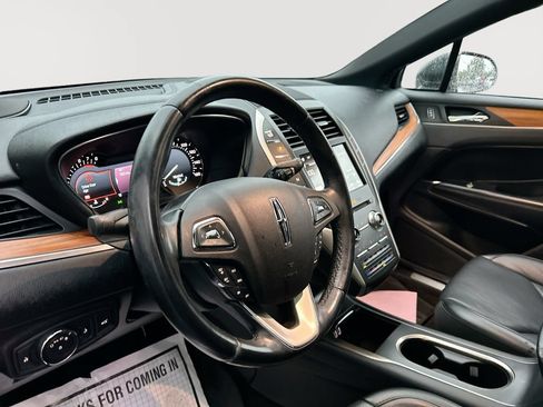 Used 2018 Lincoln MKC Reserve AWD/4WD image 13