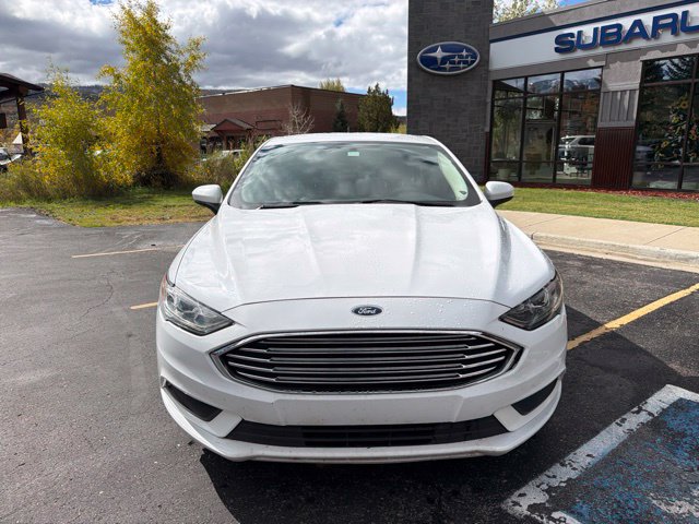 Used 2018 Ford Fusion SE w/ Fusion SE Technology Package FWD image 3