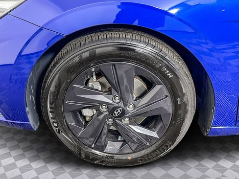 Used 2021 Hyundai Elantra SEL image 38