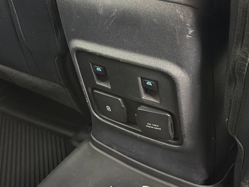 Certified 2022 Ford Bronco Outer Banks AWD/4WD image 32