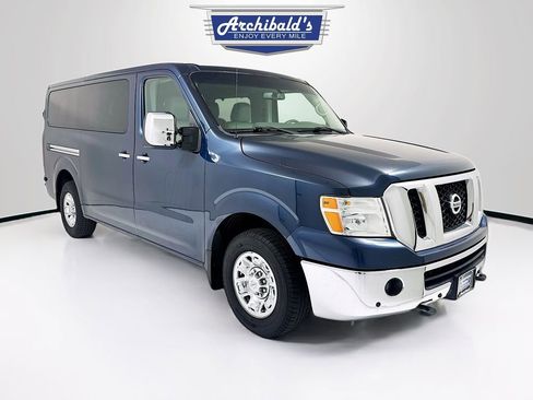 Used 2016 Nissan NV 3500 SL image 1