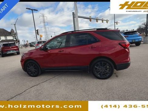 Certified 2022 Chevrolet Equinox RS w/ Infotainment Package image 7