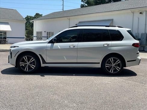 Used 2024 BMW X7 M60i w/ Executive Package AWD/4WD image 28