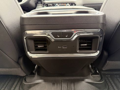 Used 2026 GMC Sierra 1500 SLT w/ SLT Premium Plus Package image 34