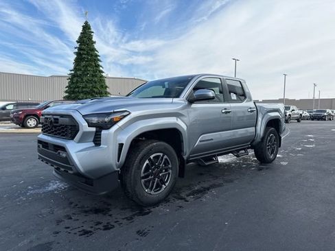 New 2026 Toyota Tacoma TRD Sport image 3