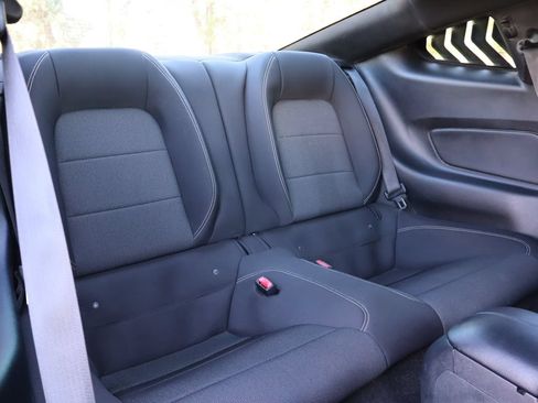 Used 2016 Ford Mustang Coupe w/ Equipment Group 051A RWD image 19