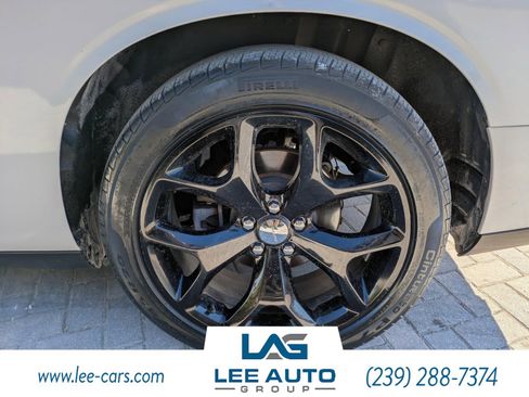 Used 2015 Dodge Challenger SXT Plus w/ Driver Convenience Group image 8