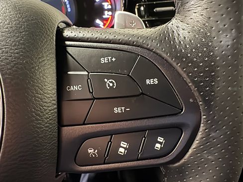Used 2023 Dodge Durango GT AWD/4WD image 17