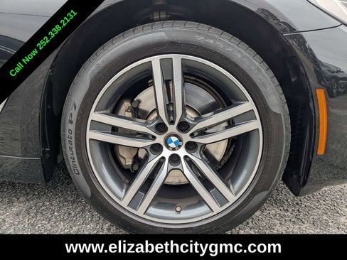 Used 2023 BMW 530i xDrive w/ Premium Package image 12