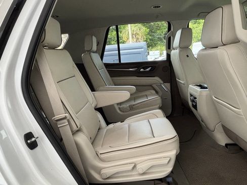 Used 2022 GMC Yukon Denali AWD/4WD image 31