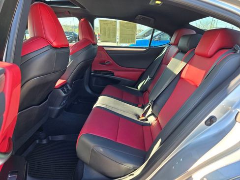 Used 2023 Lexus ES 350 F Sport w/ Accessory Package (Z2) image 29