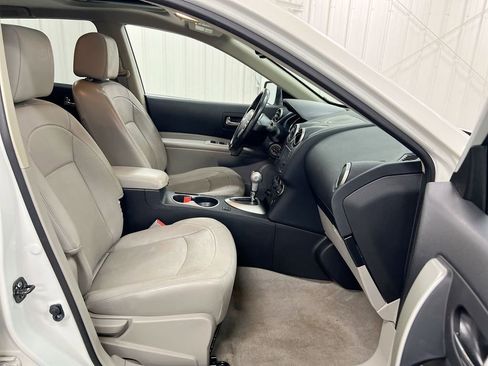 Used 2013 Nissan Rogue SL image 23