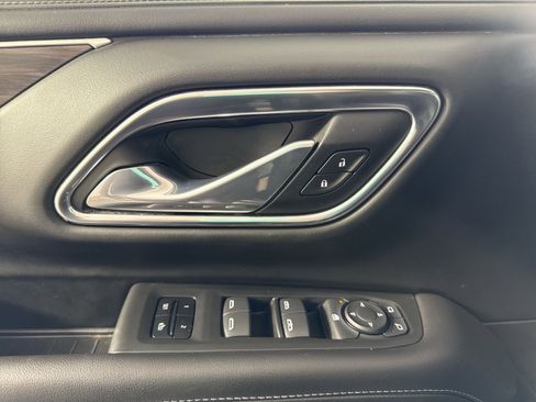 Used 2021 Chevrolet Tahoe Z71 image 15