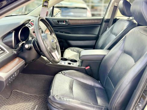 Used 2017 Subaru Outback 3.6R Limited AWD/4WD image 22