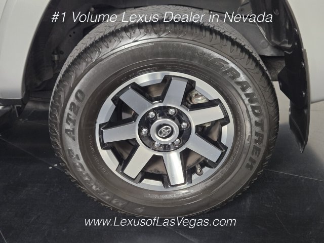 Used 2023 Toyota 4Runner TRD Off-Road Premium w/ Off Road Premium Plus Package AWD/4WD image 11