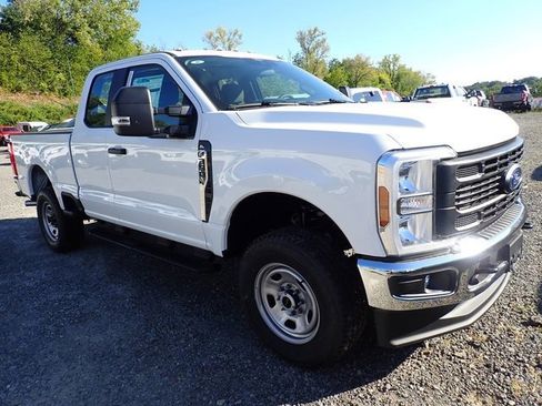 New 2026 Ford F350 XL w/ XL Chrome Package image 8