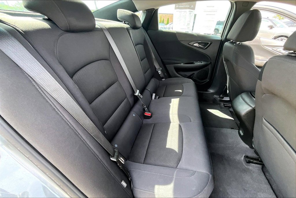 Used 2023 Chevrolet Malibu LS FWD image 29