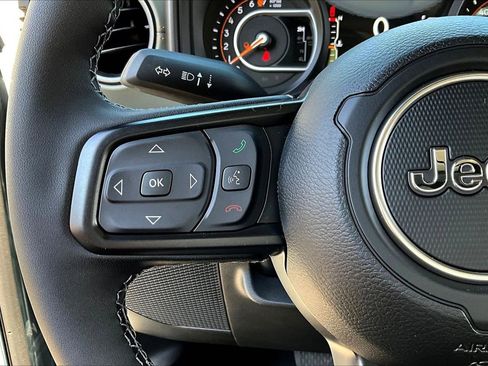 New 2026 Jeep Gladiator Mojave image 28