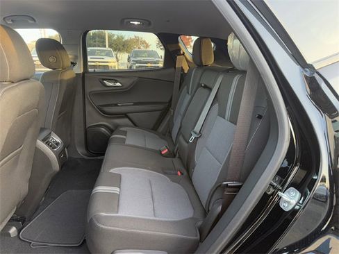 New 2025 Chevrolet Blazer LT w/ Convenience Package image 25
