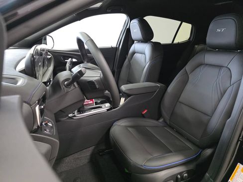 New 2026 Buick Envista Sport Touring w/ Convenience I Package FWD image 10