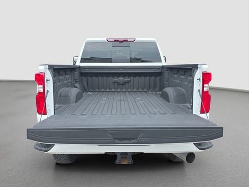 Used 2022 Chevrolet Silverado 3500 LTZ w/ LTZ Plus Package AWD/4WD image 17
