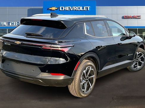 New 2026 Chevrolet Equinox EV LT FWD image 18