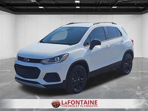 Certified 2022 Chevrolet Trax LT w/ Redline Edition AWD/4WD image 1