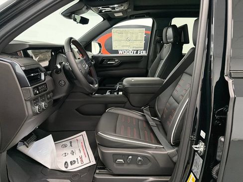 New 2026 GMC Yukon AT4 Ultimate w/ LPO, Floor Liner Package AWD/4WD image 11