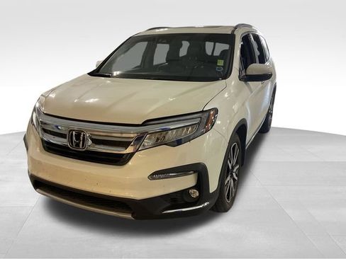 Used 2019 Honda Pilot Elite image 3