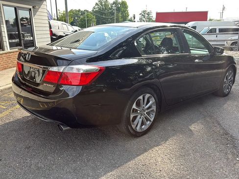 Used 2014 Honda Accord Sport image 5