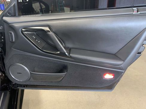 Used 2024 Nissan GT-R Premium w/ Floor Mat Package AWD/4WD image 66
