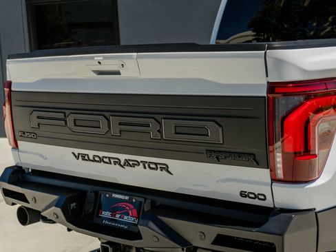 Used 2025 Ford F150 Raptor AWD/4WD image 48