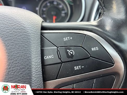 Used 2020 Jeep Cherokee Limited AWD/4WD image 18