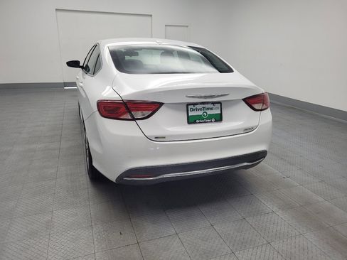 Used 2015 Chrysler 200 Limited w/ Convenience Group FWD image 6