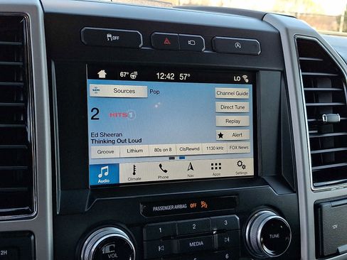 Certified 2019 Ford F150 Lariat w/ Equipment Group 502A Luxury image 19