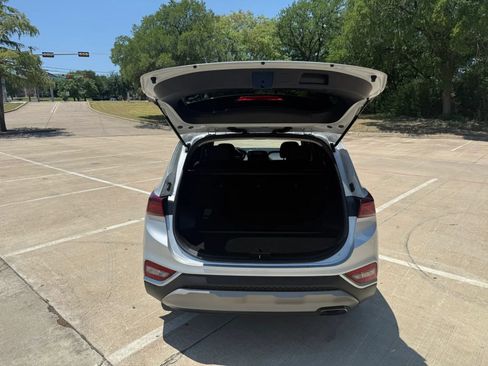 Used 2020 Hyundai Santa Fe SEL FWD image 11