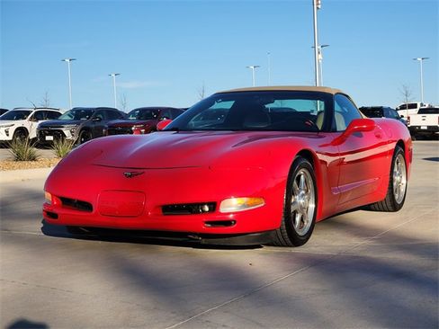 Used 1998 Chevrolet Corvette Convertible w/ Memory Pkg image 4