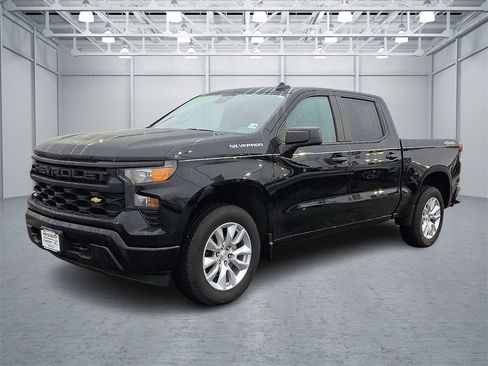 Certified 2022 Chevrolet Silverado 1500 Custom image 4