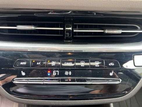 Used 2024 Buick Envista Avenir FWD image 29